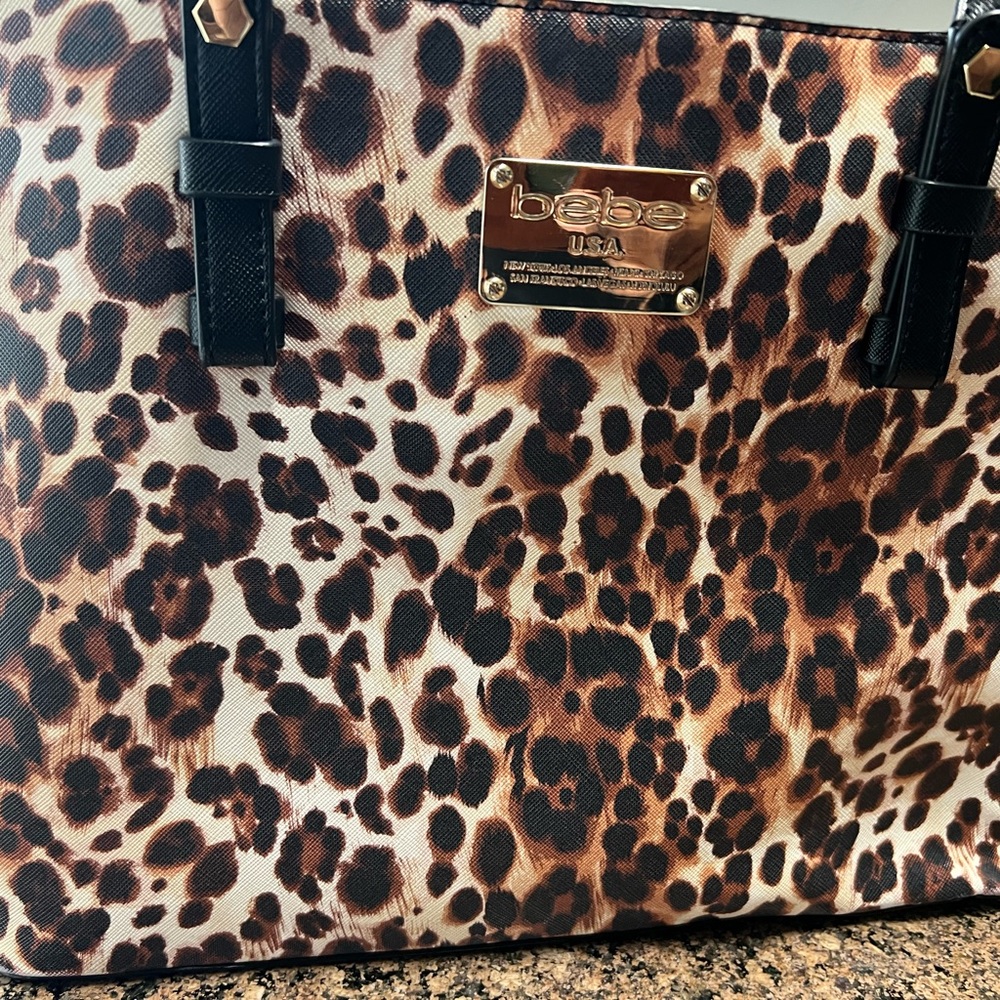 Great condition Bebe handbag